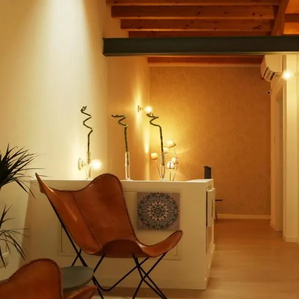 印第斯阿特套房酒店，位于贝加莫的酒店