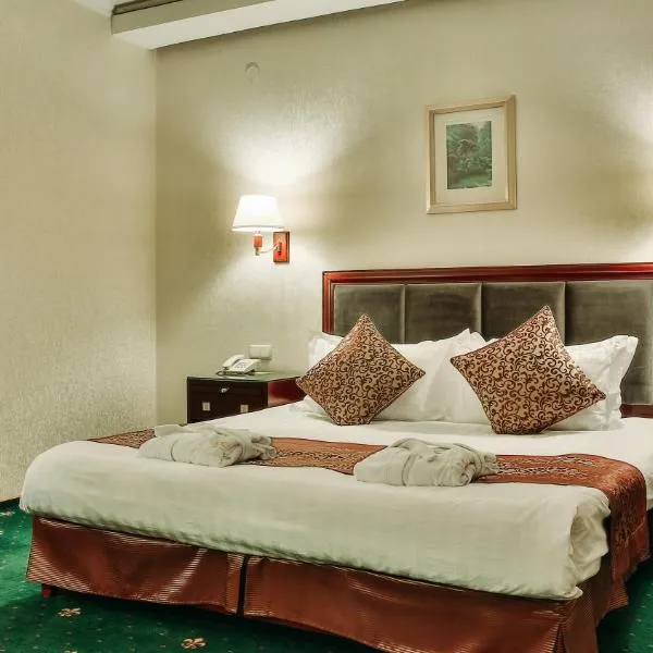 格德曼艾姆派尔酒店，位于Koyandy的酒店