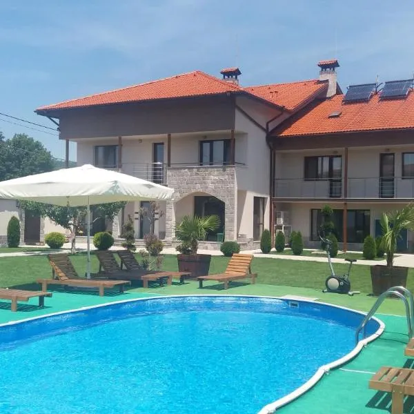 Sveti Nikola Villas near Borovets，位于Shiroki Dol的酒店