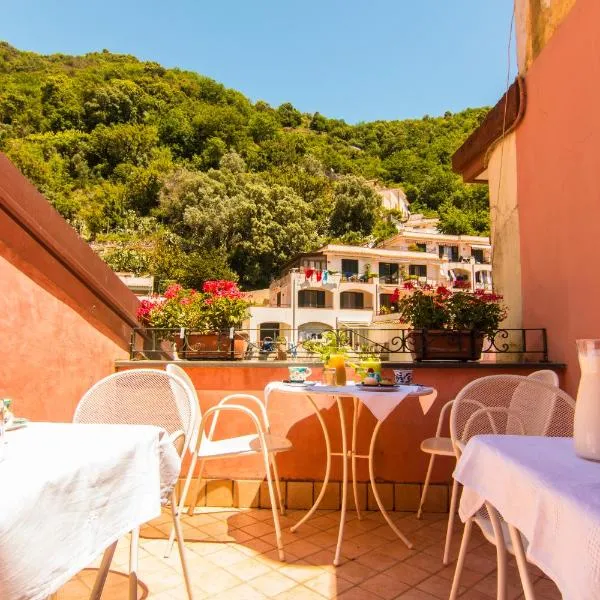 B&B Sotto un Tetto，位于切塔拉的酒店