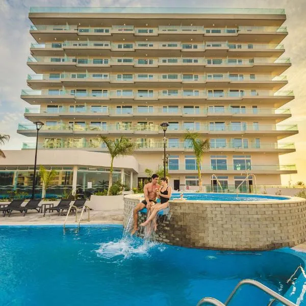 Antay Hotel & Spa，位于Las Tacas的酒店