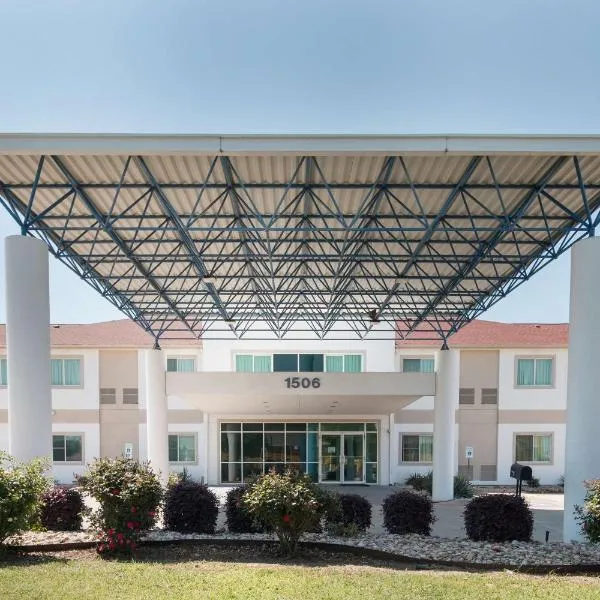 Motel 6-Hillsboro, TX，位于希尔斯伯勒的酒店