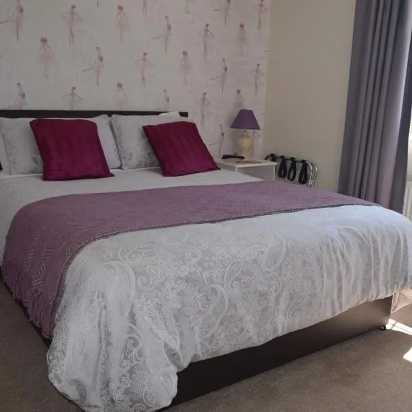 Orchard Grove bed & breakfast R21RC58，位于Rathernan Bridge的酒店