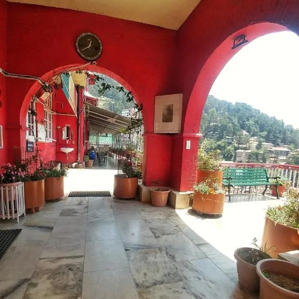 YMCA Tourist Hostel Shimla，位于Mundaghat 的酒店