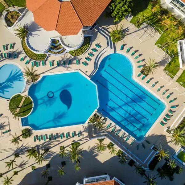 Thabraca Thalasso & Diving，位于塔巴卡的酒店