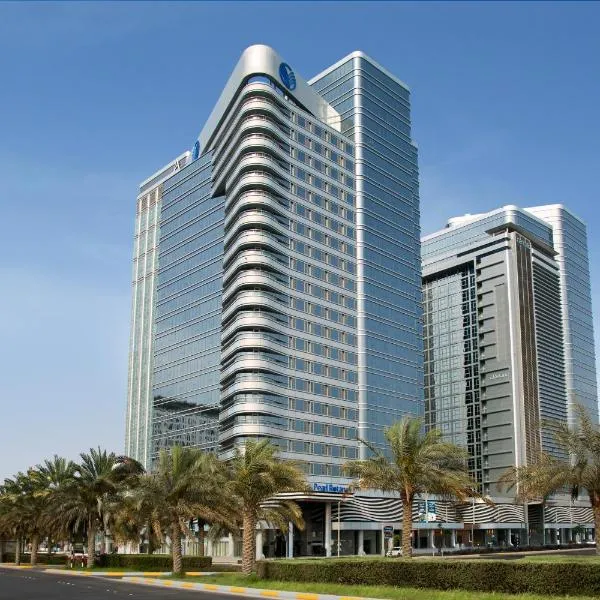 珍珠罗塔纳首都中心酒店，位于Al Maqţa‘的酒店