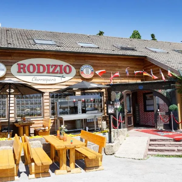 Hotel Restaurant Rodizio Paderborn，位于Alhausen的酒店