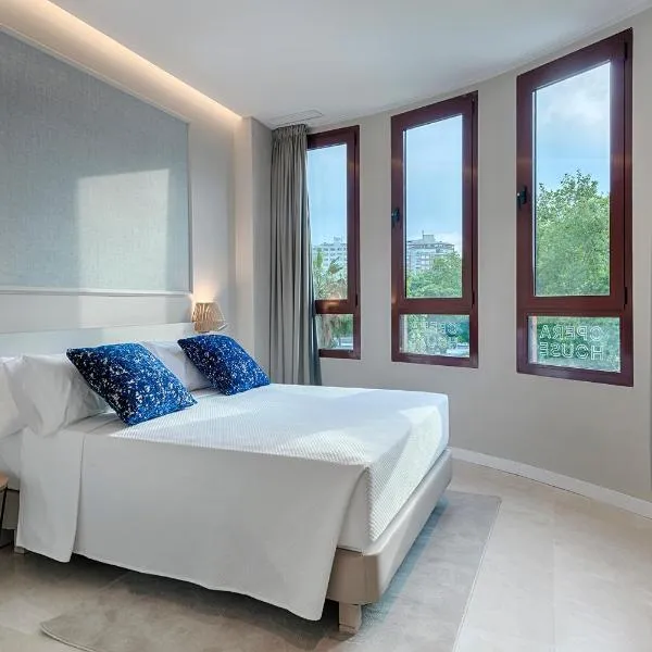 Opera House Valencia B&B，位于瓦伦西亚的酒店