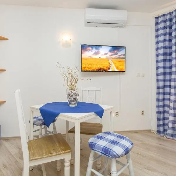 Apartman Karmen，位于拉宾的酒店
