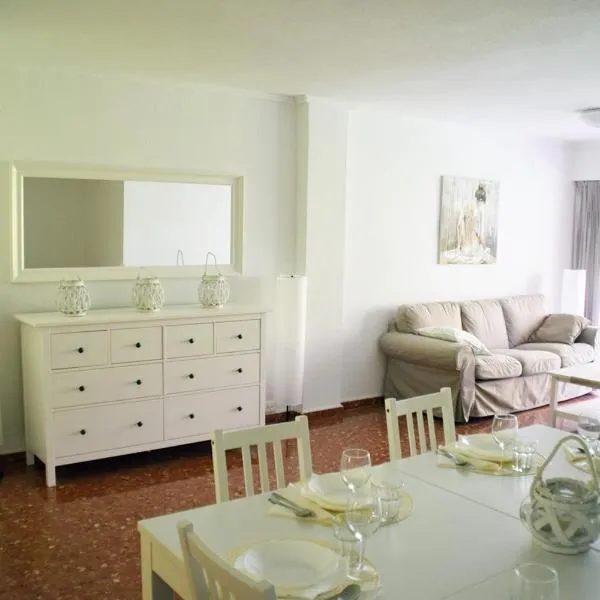 Apartamento Tibi - centro de Gandia，位于罗托瓦的酒店