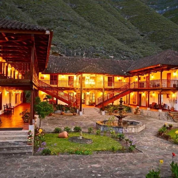 Hotel Fundo Achamaqui，位于查查波亚斯的酒店