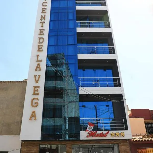 Hotel Vicente de la Vega，位于齐克拉约的酒店