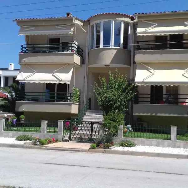 Dimitra Apartments，位于Monastirákion的酒店