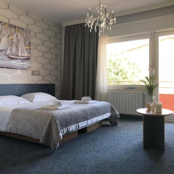 Rooms Ana，位于斯普利特的酒店