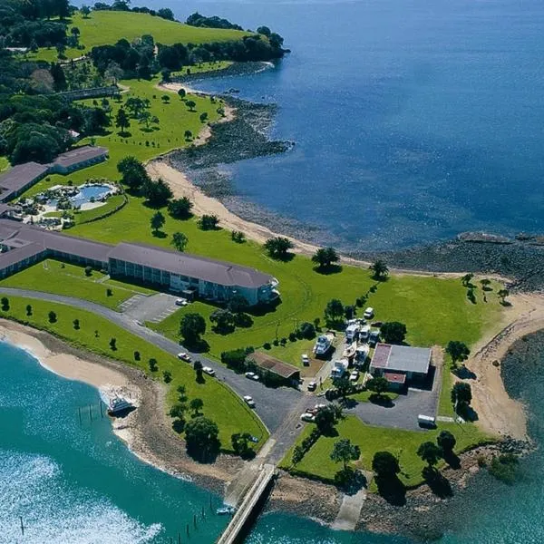 国敦大酒店&度假村 - 岛屿湾，位于Opua的酒店