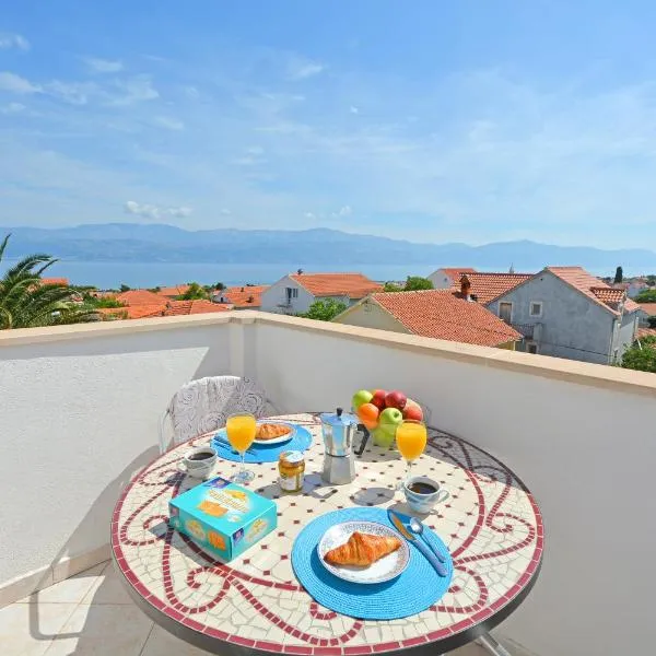 Apartments Residence Sunce Supetar - cozy base to stay and explore island Brac FREE PARKING，位于苏佩塔尔的酒店