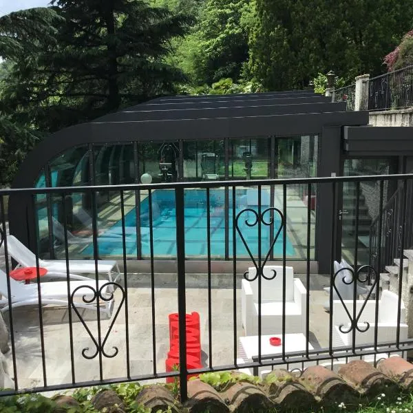 Mon Amour appartamento in villa vista lago a Lugano-Melide，位于梅利德的酒店