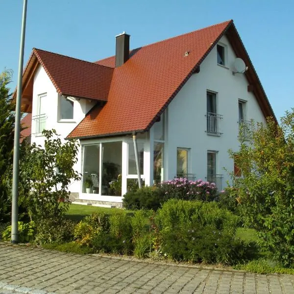 Ferienwohnung Belisa，位于Röfingen的酒店