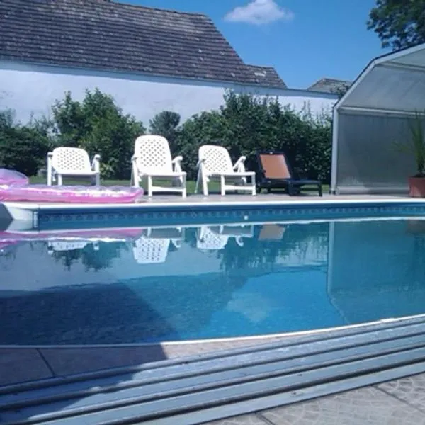 Penzion Cizku u Trebone，位于特热邦的酒店