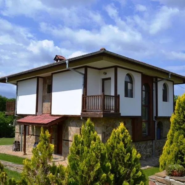 Sichanova Guest House，位于Kalaydzhii的酒店