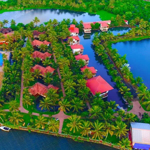 Kalathil Lake Resort，位于Turavūr的酒店