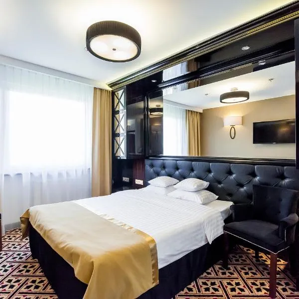 500酒店，位于莱吉奥诺沃的酒店