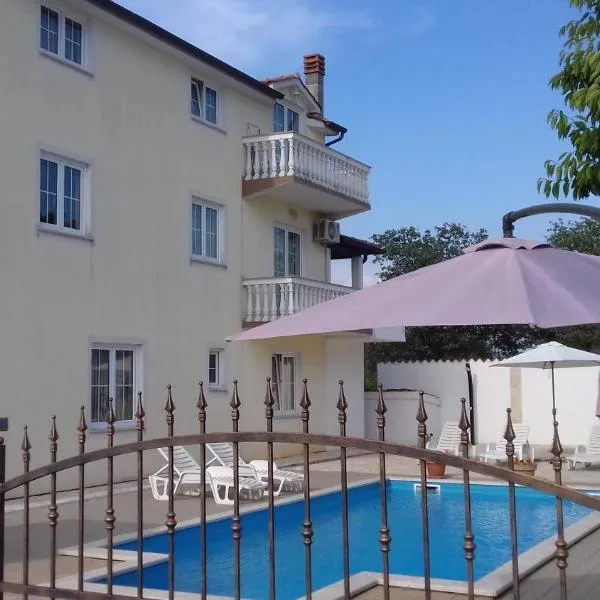 House apartments Ariamare，位于Žbandaj的酒店