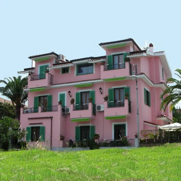 艾丽西查姆住宿加早餐旅馆，位于San Marco di Castellabate的酒店
