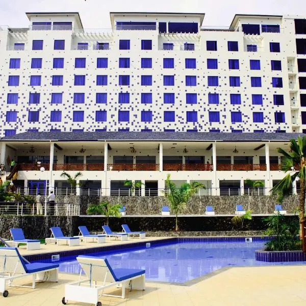 大西洋贝斯特韦斯特PLUS酒店，位于Busua的酒店