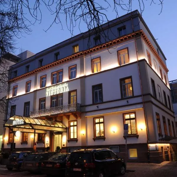 贝斯特韦斯特维多利亚酒店，位于施特根的酒店