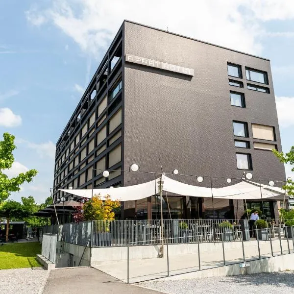 HOTEL APART - Welcoming l Urban Feel l Design，位于Hünenberg的酒店