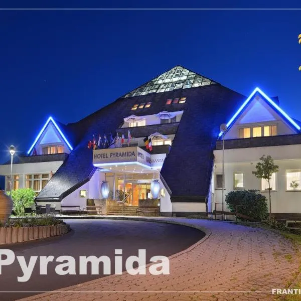 Lázeňský hotel Pyramida，位于Jesenice的酒店
