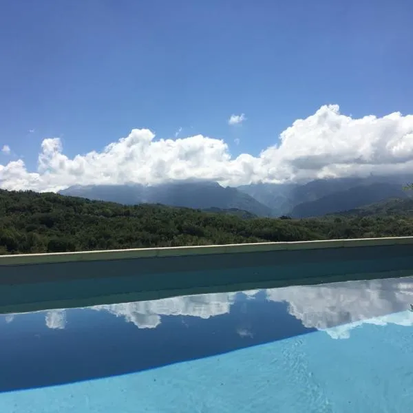 Heavenly View，位于菲维扎诺的酒店