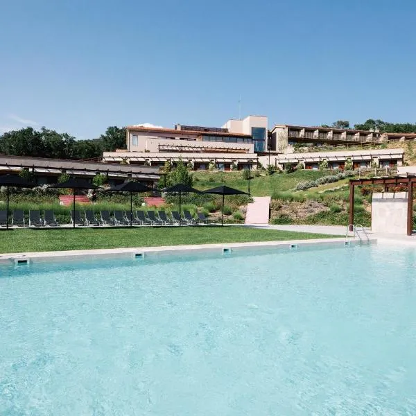 玛斯萨洛瑞斯SPA酒店，位于Agell的酒店