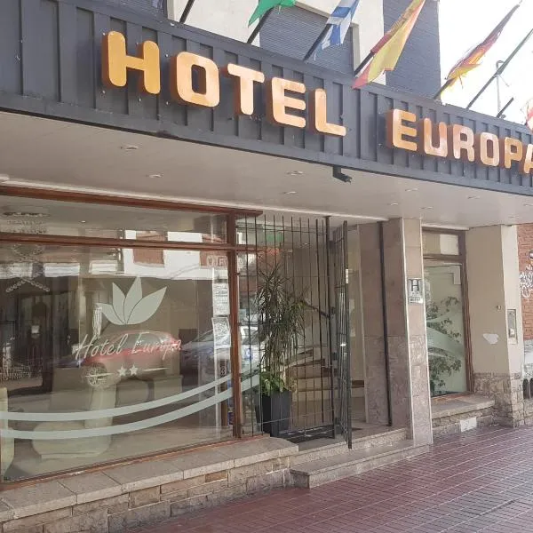 欧罗巴酒店，位于Peralta Ramos的酒店