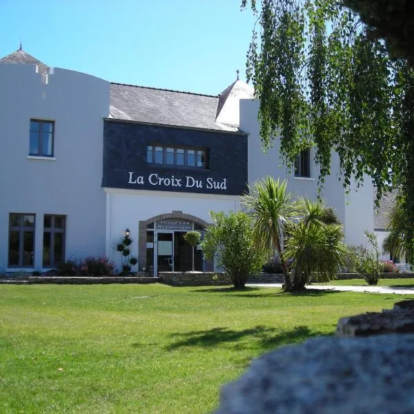 Logis Hotel La Croix du Sud，位于Kervoyal的酒店