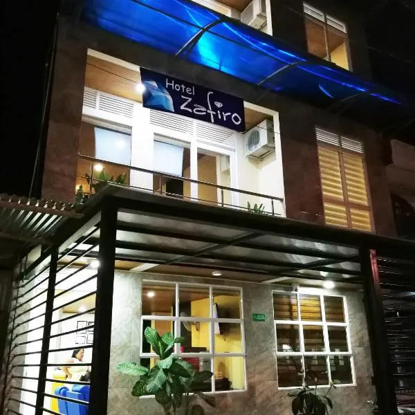 Hotel Zafiro，位于Nazareth的酒店