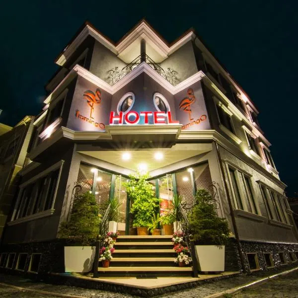 火烈鸟酒店，位于Bilisht的酒店