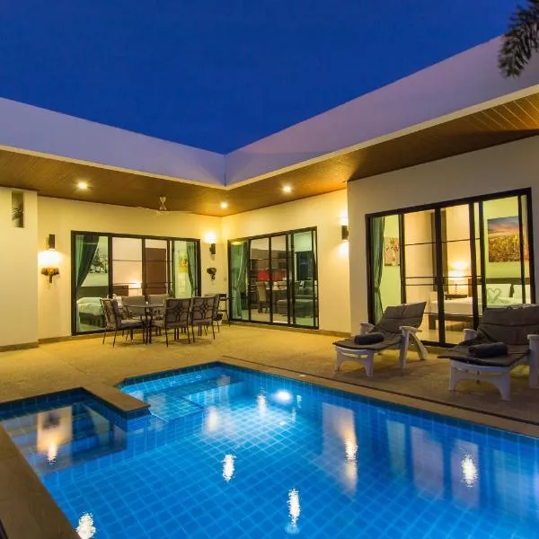 West facing 3br Boutique Pool Villa by Intira Villas，位于拉威海滩的酒店