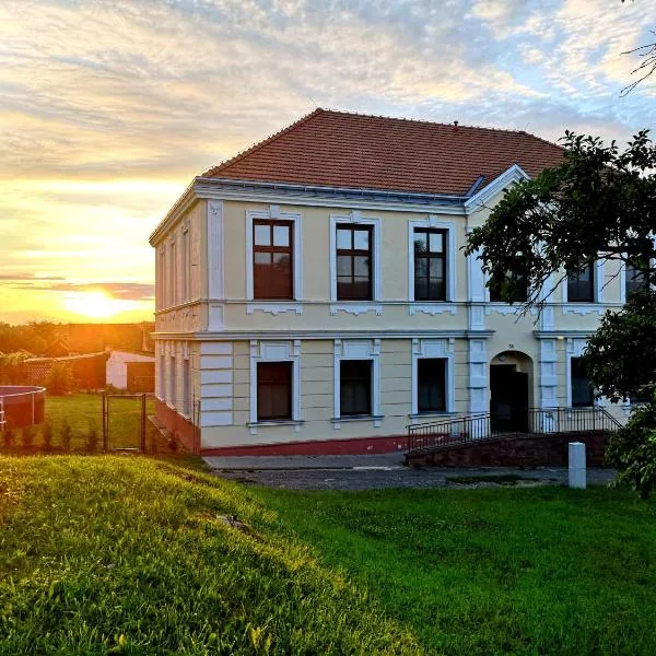 Penzion Zamecek，位于Uherčice的酒店