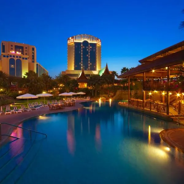 Gulf Hotel Bahrain，位于Al Māḩūz的酒店