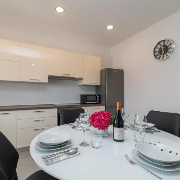 Apartment Matea，位于特罗吉尔的酒店