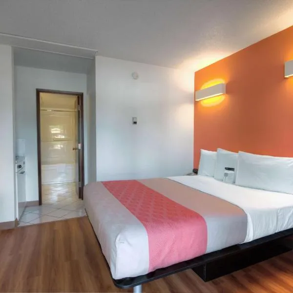 Motel 6-Fort Nelson, BC，位于纳尔逊堡的酒店