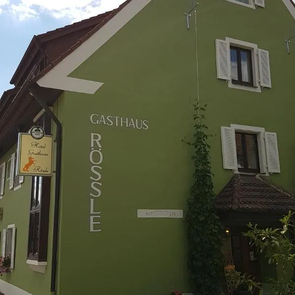 Hotel Gasthaus Rössle，位于Schallstadt-Mengen的酒店