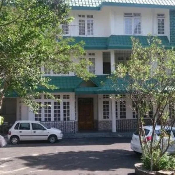 Apsara Guest House，位于Borpāni的酒店