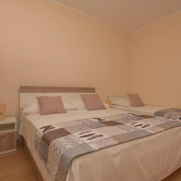 Apartmani Stella Maris，位于马卡尔斯卡的酒店