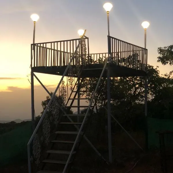 Ashoka Villa 3 BHK Mahabaleshwar，位于马哈巴莱斯赫瓦尔的酒店