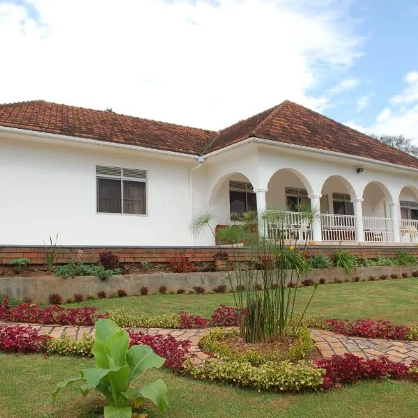 Kigezi Gardens Inn，位于Chabahinga的酒店