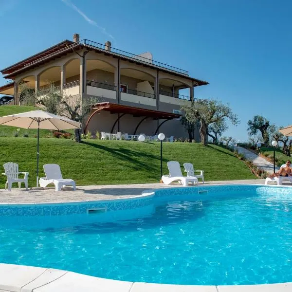 Cataleya Resort & Spa，位于Cellino Attanasio的酒店