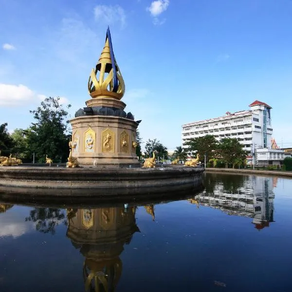 茶坤谷饶江景酒店，位于Ban Tha Sao Kradong的酒店